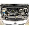 Image 33 : PARKSVILLE - 2014 KIA RONDO  SILVER 96805 KMS - 013335-4