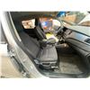Image 39 : PARKSVILLE - 2014 KIA RONDO  SILVER 96805 KMS - 013335-4