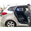Image 40 : PARKSVILLE - 2014 KIA RONDO  SILVER 96805 KMS - 013335-4