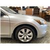 Image 25 : PARKSVILLE - 2010 HONDA ACCORD SILVER 281521 KMS - 501654-3