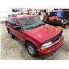 Image 10 : PARKSVILLE - 2005 CHEVROLET BLAZER RED 179520 KMS - 120067-2