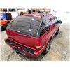 Image 16 : PARKSVILLE - 2005 CHEVROLET BLAZER RED 179520 KMS - 120067-2
