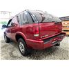 Image 20 : PARKSVILLE - 2005 CHEVROLET BLAZER RED 179520 KMS - 120067-2
