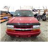 Image 6 : PARKSVILLE - 2005 CHEVROLET BLAZER RED 179520 KMS - 120067-2