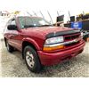 Image 8 : PARKSVILLE - 2005 CHEVROLET BLAZER RED 179520 KMS - 120067-2