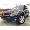 Image 1 : PARKSVILLE - 2015 VOLKSWAGEN TIGUAN BLACK  179858 KMS - 542860-1