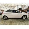Image 11 : PARKSVILLE - 2014 HYUNDAI ELANTRA WHITE 200493 KMS - 172736-3