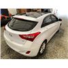 Image 16 : PARKSVILLE - 2014 HYUNDAI ELANTRA WHITE 200493 KMS - 172736-3