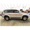 Image 11 : PARKSVILLE - 2006 LEXUS GX SILVER 189163 MILES - 120180-3