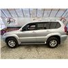 Image 23 : PARKSVILLE - 2006 LEXUS GX SILVER 189163 MILES - 120180-3