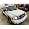Image 10 : PARKSVILLE - 2005 DODGE DAKOTA WHITE 196672 KMS - 136563-2