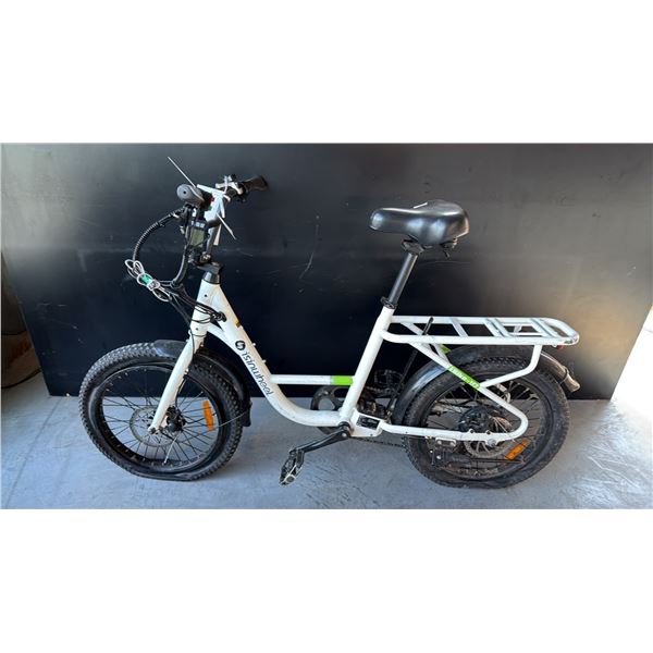 WHITE ISINWHEEL ELECTRIC BIKE  NO CHARGER/KEY/BATTERY