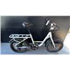 Image 2 : WHITE ISINWHEEL ELECTRIC BIKE  NO CHARGER/KEY/BATTERY