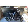 Image 2 : BLACK ARMADA COMMANDER SPORT-STYLE HEAVY-FRAME HIGH-OUTPUT ELECTRIC MOTORBIKE
