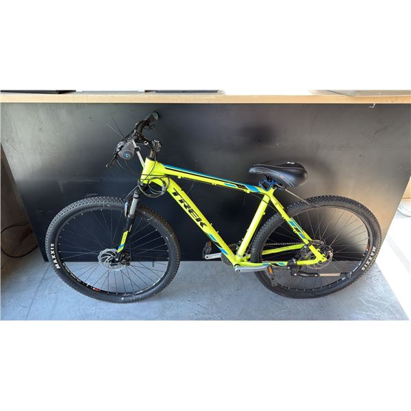 BRIGHT GREEN TREK MARLIN 5 ALPHA SILVER ALUMINUM 21-SPEED FRONT SUSPENSION MOUNTAIN BIKE