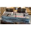 Image 1 : PERFORMANCE TOOL W85018 2-IN-1 Z-FRAME FOLDING CREEPER ROLLING SEAT 300-LB CAPACITY *IN BOX