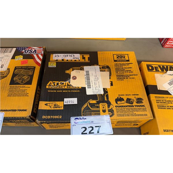 DEWALT 20V MAX CORDLESS DRILL/DRIVER KIT