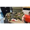 Image 4 : KONG HEAVY-DUTY DOG HARNESSES, MENS CAMO PANTS & MORE