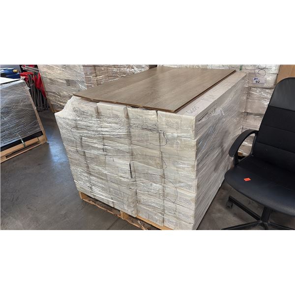 1518.66 SQFT OF LAMINATE FLOORING 59 BOXES RUSTIC WEATHERED DRIFTWOOD OAK MDL:HJ6605#0004-1 10/BX