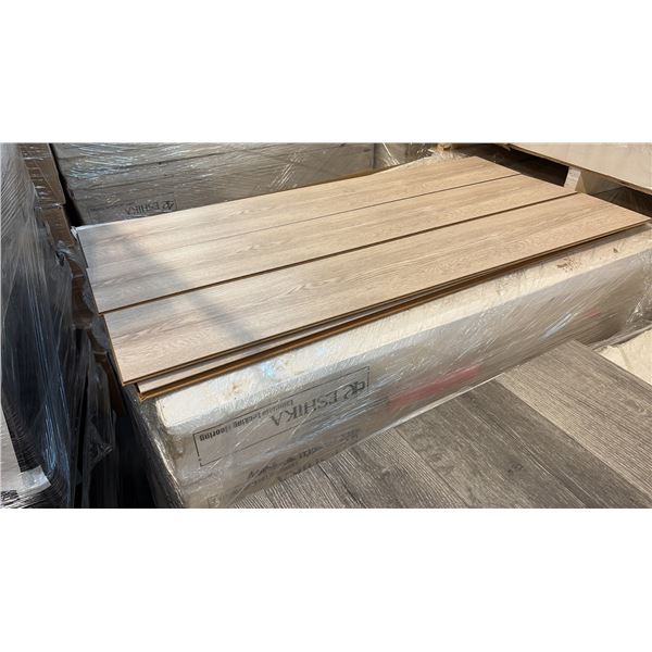 952.38 SQFT OF LAMINATE FLOORING 37 BOXES CLASSIC NATURAL GREIGE OAK MDL:HJ9802 10/BX 25.74 SQFT