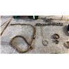 Image 3 : BAG OF JEWELRY AND WATCHES