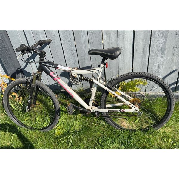 Nakamura Monster 4.0 18-Speed Mountain Bike
