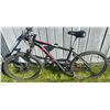Image 1 : Raleigh Transfer Black Mountain Bike