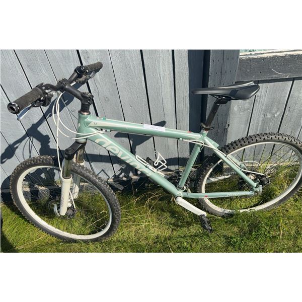 Devinci Chameleon Mountain Bike White/Green