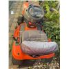Image 4 : Husqvarna YTH2042 Riding Lawn Mower