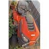 Image 6 : Husqvarna YTH2042 Riding Lawn Mower