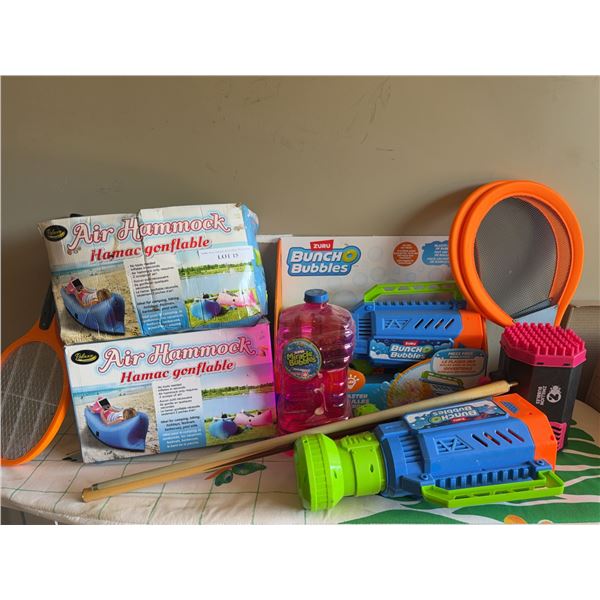 Outdoor Fun Bundle: Air Hammocks & Bubbles