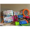 Image 1 : Outdoor Fun Bundle: Air Hammocks & Bubbles