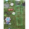 Image 6 : Garden Tools Decor and Accessories Lot