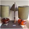 Image 1 : Pair Amber Glass Table Lamps With Metal Bases
