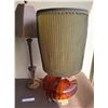 Image 2 : Pair Amber Glass Table Lamps With Metal Bases