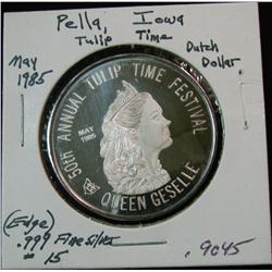 1055. 1985 50th Annual Tulip Time Festival Pella, Ia. .999 Fine Silver. Weighs .9045 oz. Depicts "Qu
