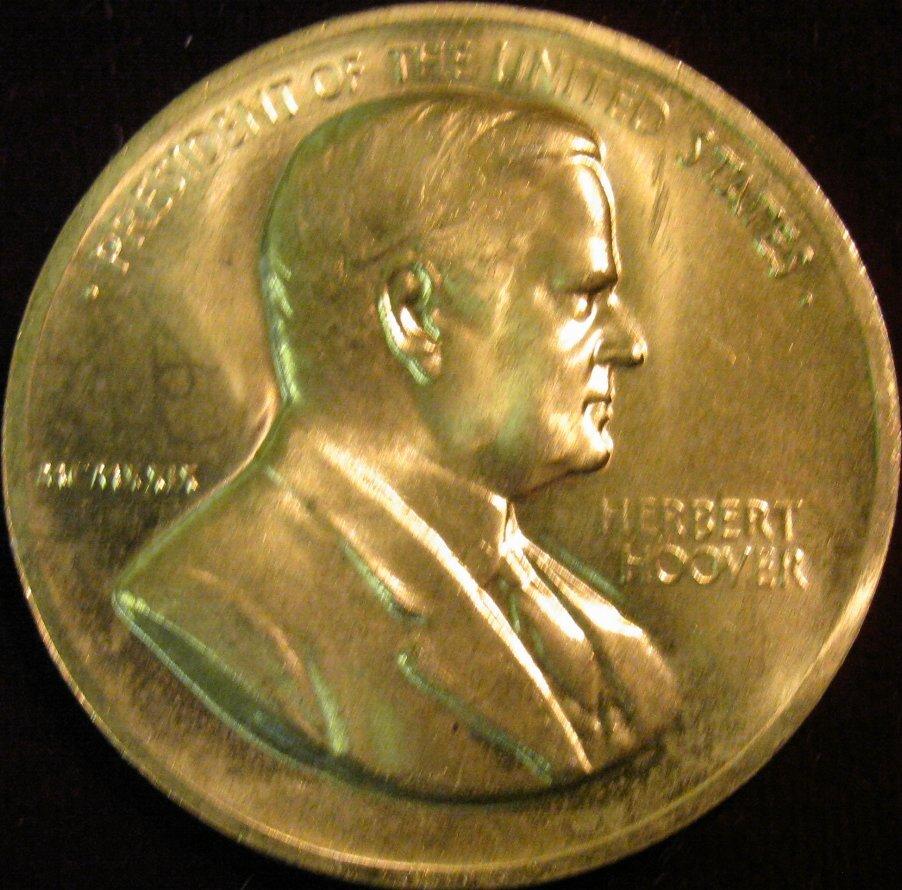 1256. 1929 Herbert Hoover 24K Goldplated Inaugural medal. BU. 34mm.