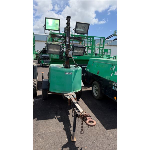 (923314) 2016 Genie RL4 Narrow Vertical Mast Light Tower, 4000W (Starts & Runs)
