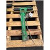 Image 5 : (10064352) 2018 APT Model M17 35-lb Air Hammer