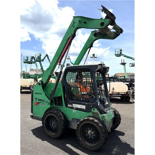 (10202269) 2019 Bobcat S550 Skidsteer Loader (Starts & Runs - See Video)