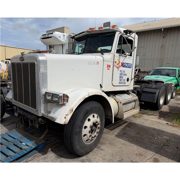 1998 Peterbilt 378 Truck Tractor 3-Axle w/ 5th Wheel, Lic. GD486 (Engine Frozen)