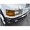 Image 29 : 2002 International Truck w/ Liftgate, 235885 Miles, Lic. 331TSD (No Title) (Starts & Runs)