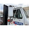 Image 32 : 2002 International Truck w/ Liftgate, 235885 Miles, Lic. 331TSD (No Title) (Starts & Runs)
