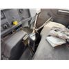 Image 14 : 1998 International 4900 Flatbed Truck (252"L), 211268 Miles, Lic. 442TTV (Starts & Runs)
