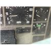 Image 17 : 1998 International 4900 Flatbed Truck (252"L), 211268 Miles, Lic. 442TTV (Starts & Runs)