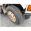 Image 31 : 1998 International 4900 Flatbed Truck (252"L), 211268 Miles, Lic. 442TTV (Starts & Runs)