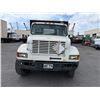 Image 3 : 1998 International 4900 Flatbed Truck (252"L), 211268 Miles, Lic. 442TTV (Starts & Runs)
