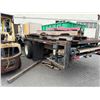 Image 5 : 2003 International 4300 Flatbed Truck, Lic. 996TSU (Needs New Transmission)