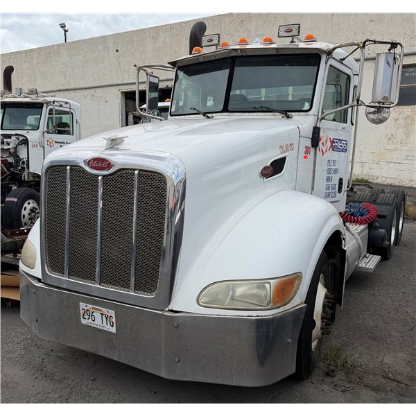 2010 Peterbilt 386 Truck Tractor, Lic. 296TYG  (For Parts - Needs New Engine)