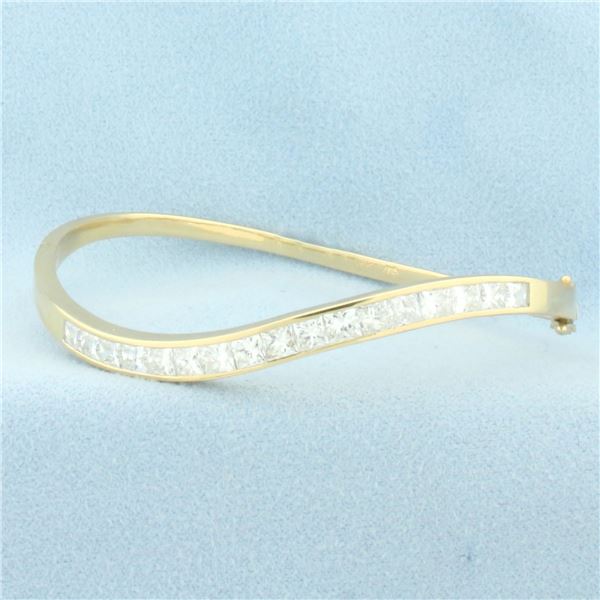 Princess Diamond Wave Design Bangle Bracelet in 18k Yellow Gold
